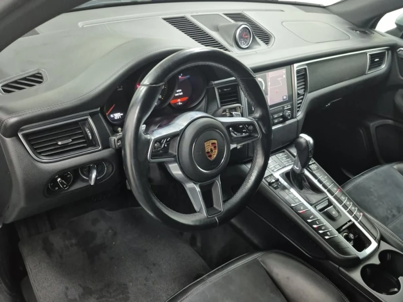 Porsche Macan * GTS * CARFAX * БЕЗ ПЪРВОНАЧАЛНА ВНОСКА, снимка 9 - Автомобили и джипове - 52807034