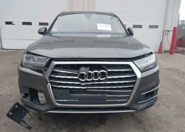 Audi Q7 5.5* Premium* Bose* Quattro* подгрев* памет* , снимка 11 - Автомобили и джипове - 48479587