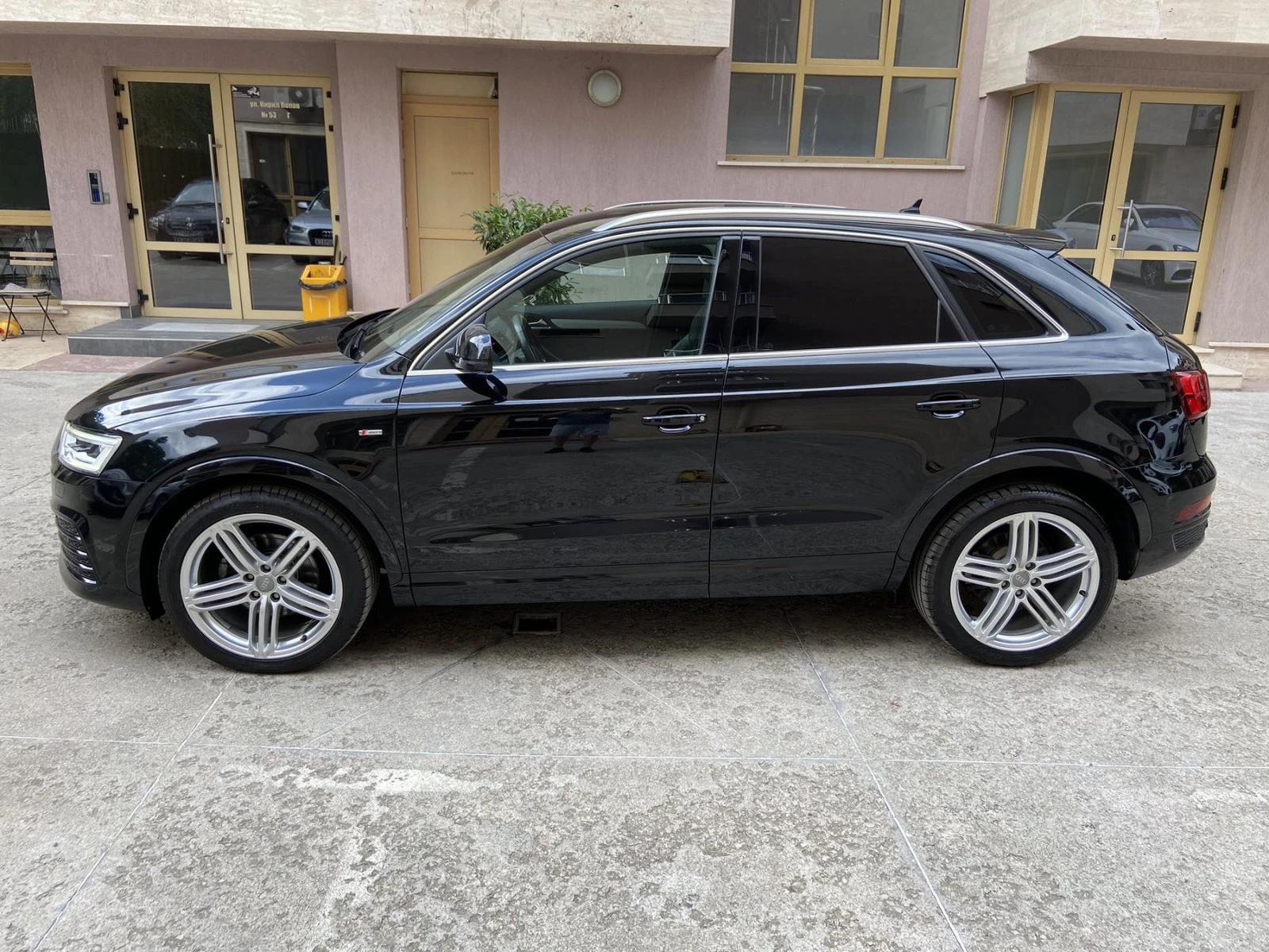 Audi Q3 2.0TDI/S-line/Quattro - изображение 6