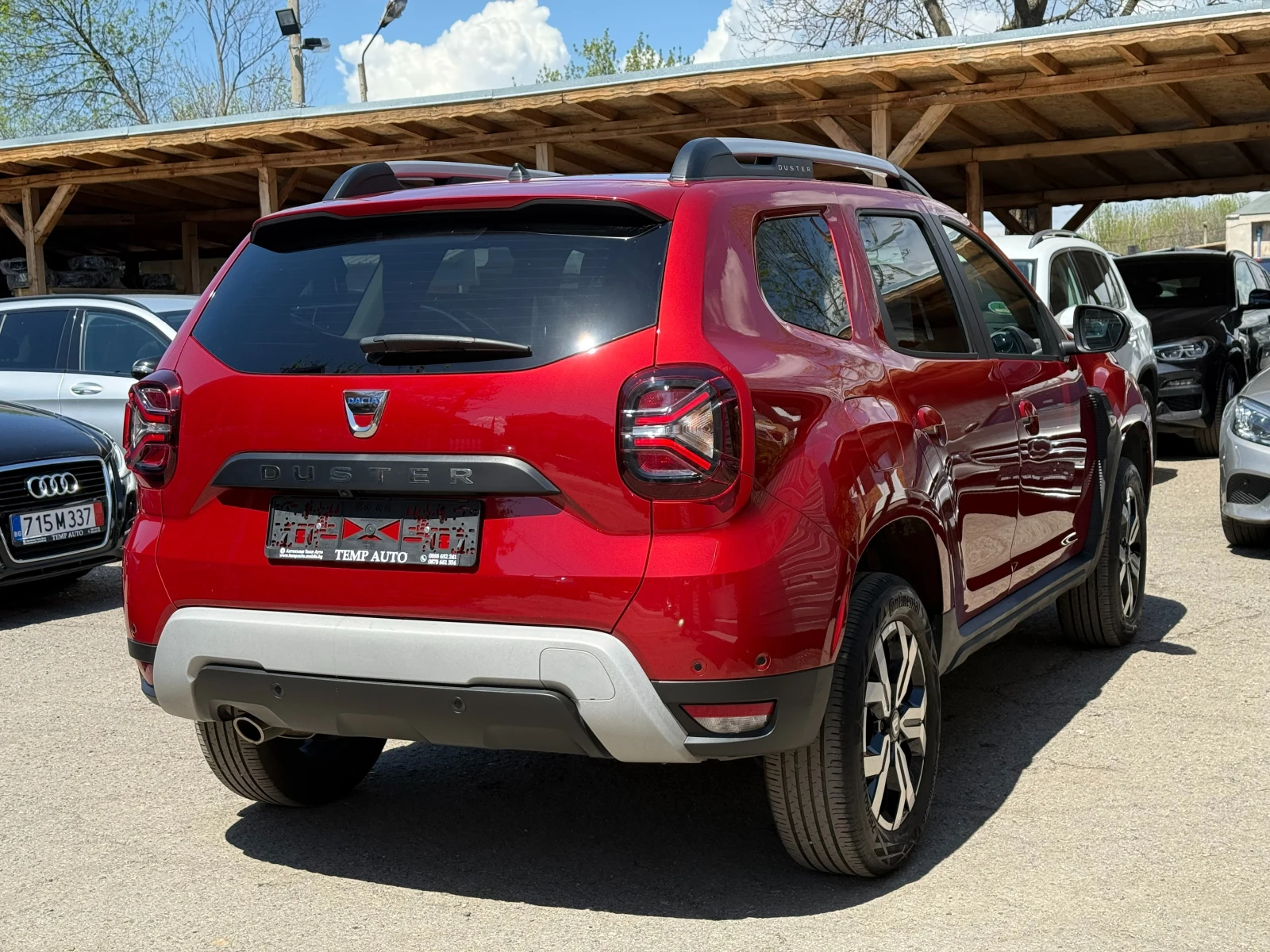 Dacia Duster 1.0LPG(ФАБРИЧНА ГАЗ)-ПЪЛНА СЕРВ.ИСТОРИЯ В ГАРАНЦИЯ - изображение 4