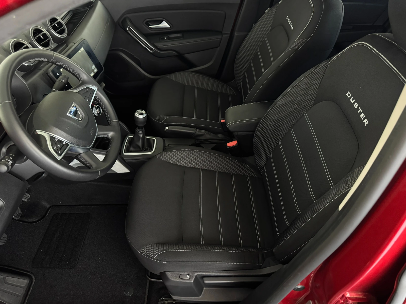 Dacia Duster 1.0LPG(ФАБРИЧНА ГАЗ)-ПЪЛНА СЕРВ.ИСТОРИЯ В ГАРАНЦИЯ - изображение 8