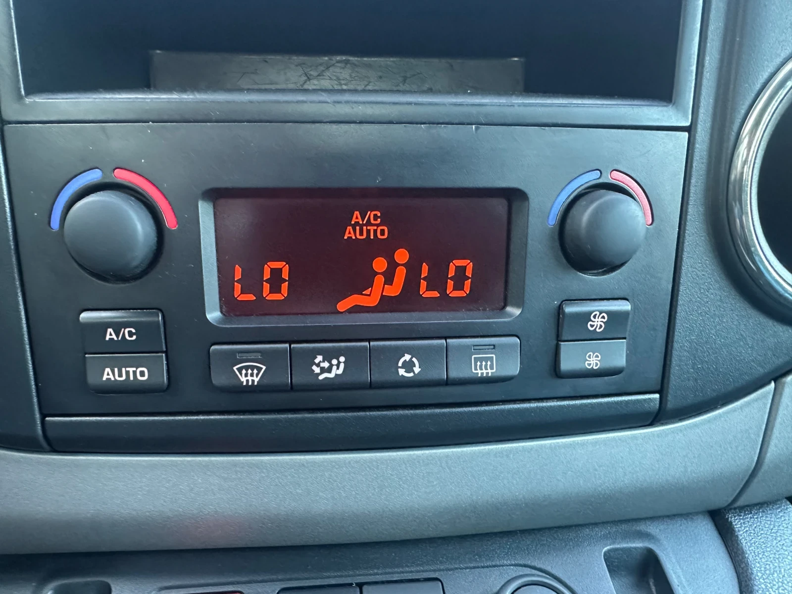 Peugeot Partner 1.6HDI* REALNI KM* UNIKAT*  | Mobile.bg   13