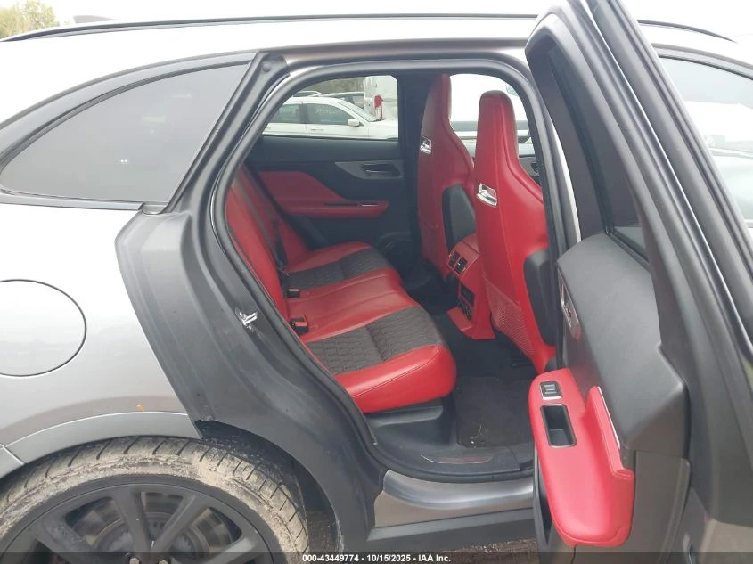 Jaguar F-PACE SVR P550 AWD* ��������* �������� �����* ������ 360 | Mobile.bg � ����������� 11