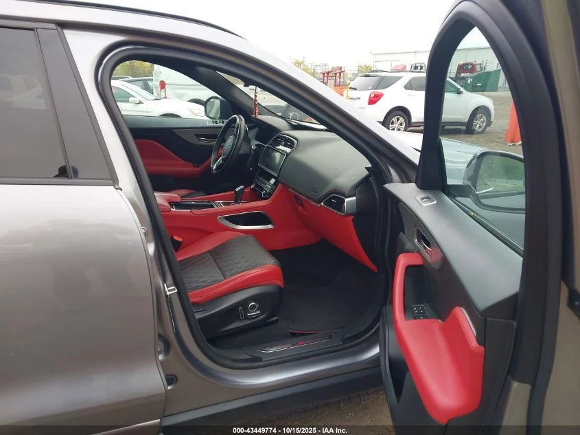 Jaguar F-PACE SVR P550 AWD* ��������* �������� �����* ������ 360 | Mobile.bg � ����������� 10