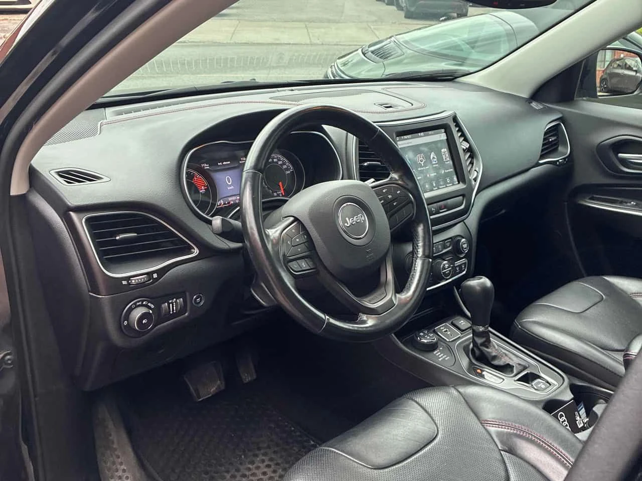Jeep Cherokee * Trailhawk Elite * PANO * ПОДГРЕВИ * KEYLESS , снимка 5 - Автомобили и джипове - 55052301