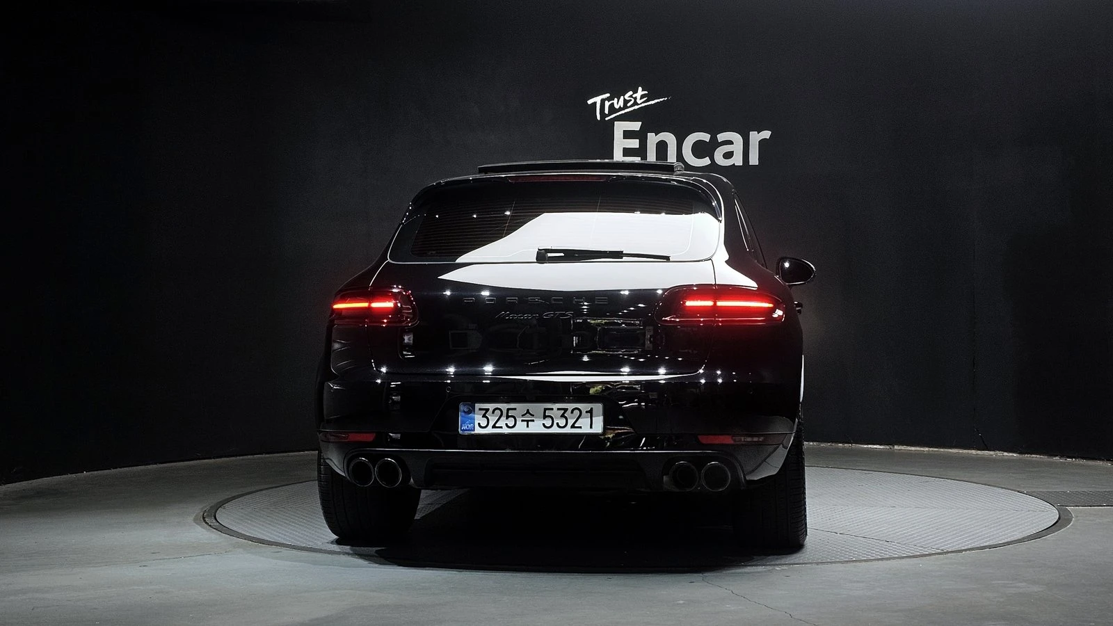 Porsche Macan GTS* ЛЮК* BOSE* 360* ПОДГРЕВ ВОЛАН* КРАЙНА ЦЕНА, снимка 4 - Автомобили и джипове - 55271919