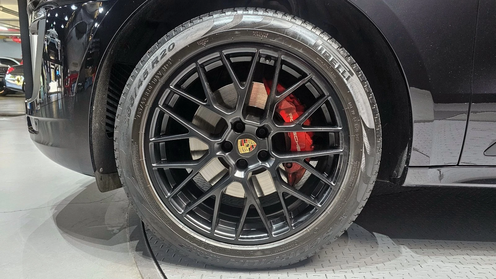 Porsche Macan GTS* ЛЮК* BOSE* 360* ПОДГРЕВ ВОЛАН* КРАЙНА ЦЕНА, снимка 5 - Автомобили и джипове - 55271919