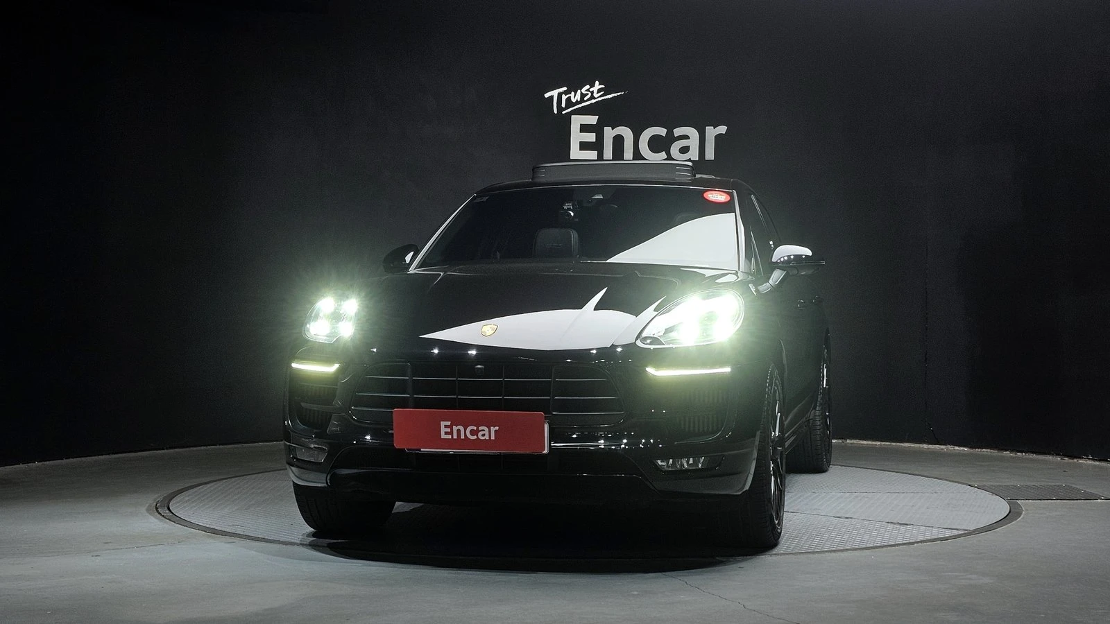Porsche Macan GTS* ЛЮК* BOSE* 360* ПОДГРЕВ ВОЛАН* КРАЙНА ЦЕНА, снимка 3 - Автомобили и джипове - 55271919