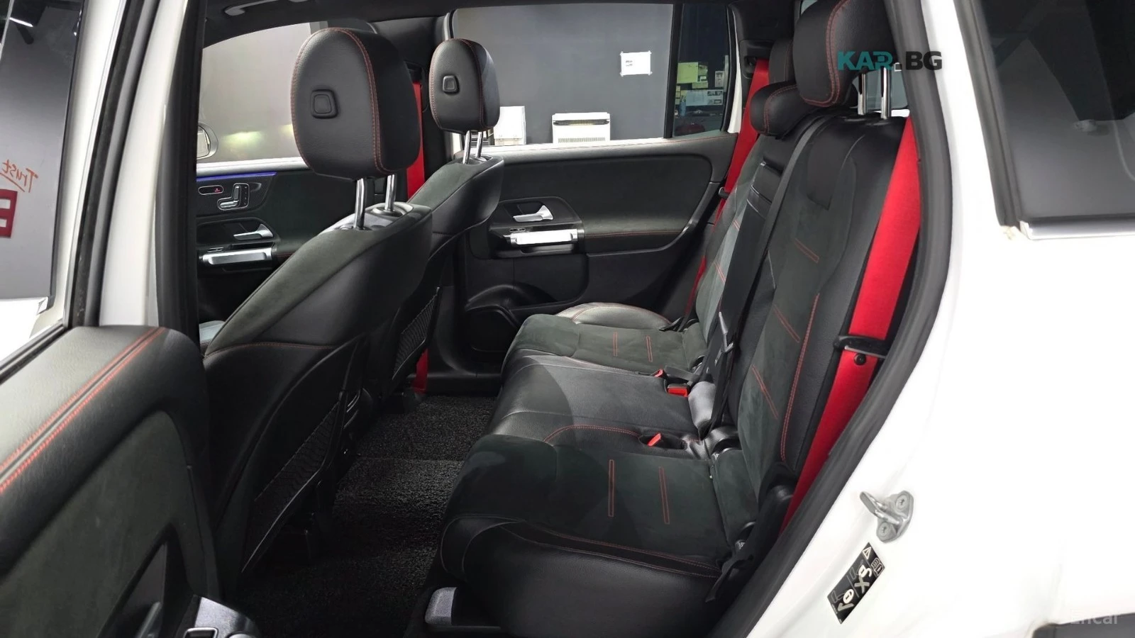 Mercedes-Benz GLB35AMG 4MATIC / DISTRONIC / �������� | Mobile.bg � ����������� 10