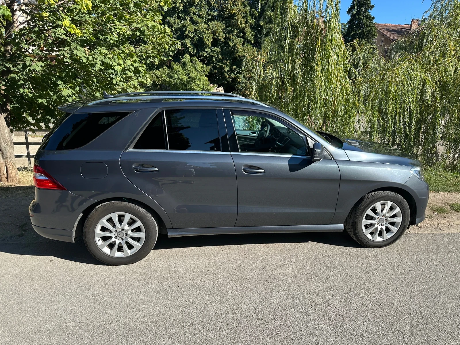 Mercedes-Benz ML 350 BlueTEC 4Matic, снимка 12 - Автомобили и джипове - 55682181