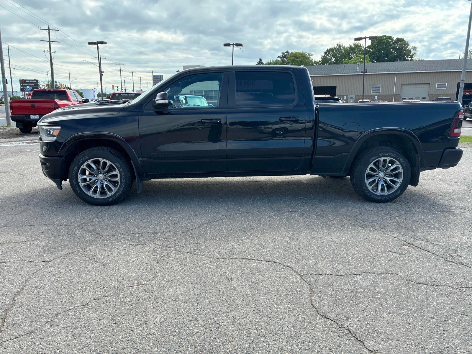 Dodge RAM 1500 LARAMIE| ЗАДНА КАМЕРА| ПОДГРЕВИ| ПАНО| ПАМЕТ, снимка 17 - Автомобили и джипове - 55846338