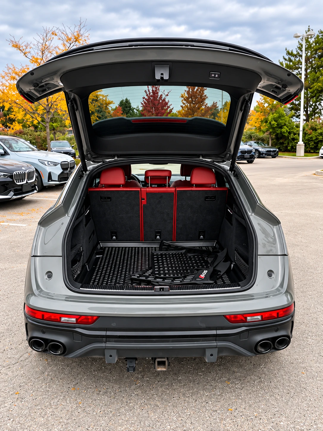 Audi SQ5 Technik/360/Distronic/B&O/Лизинг, снимка 17 - Автомобили и джипове - 56315192