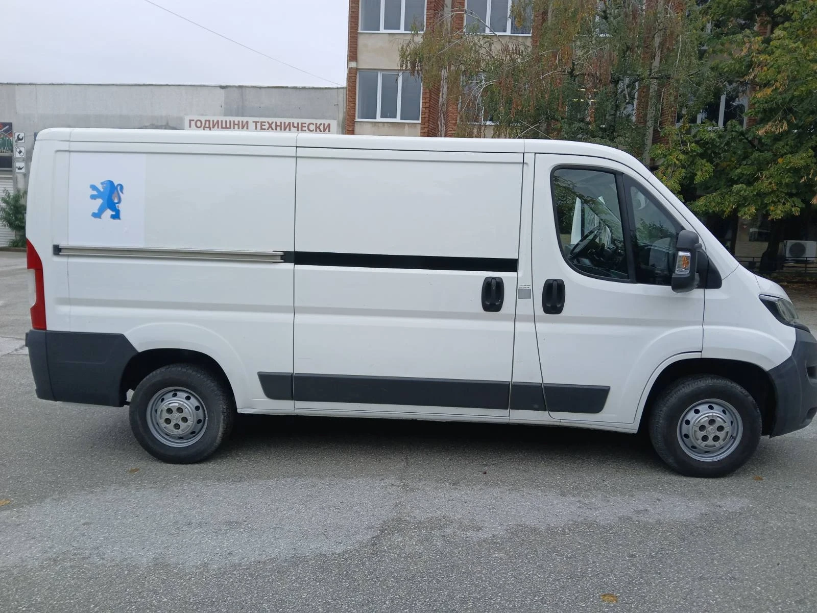 Peugeot Boxer 2.2 - изображение 3