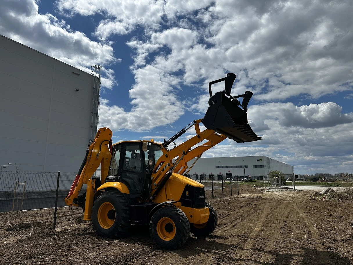 Багер Друга марка Lonking 83C, снимка 7 - Индустриална техника - 54298991