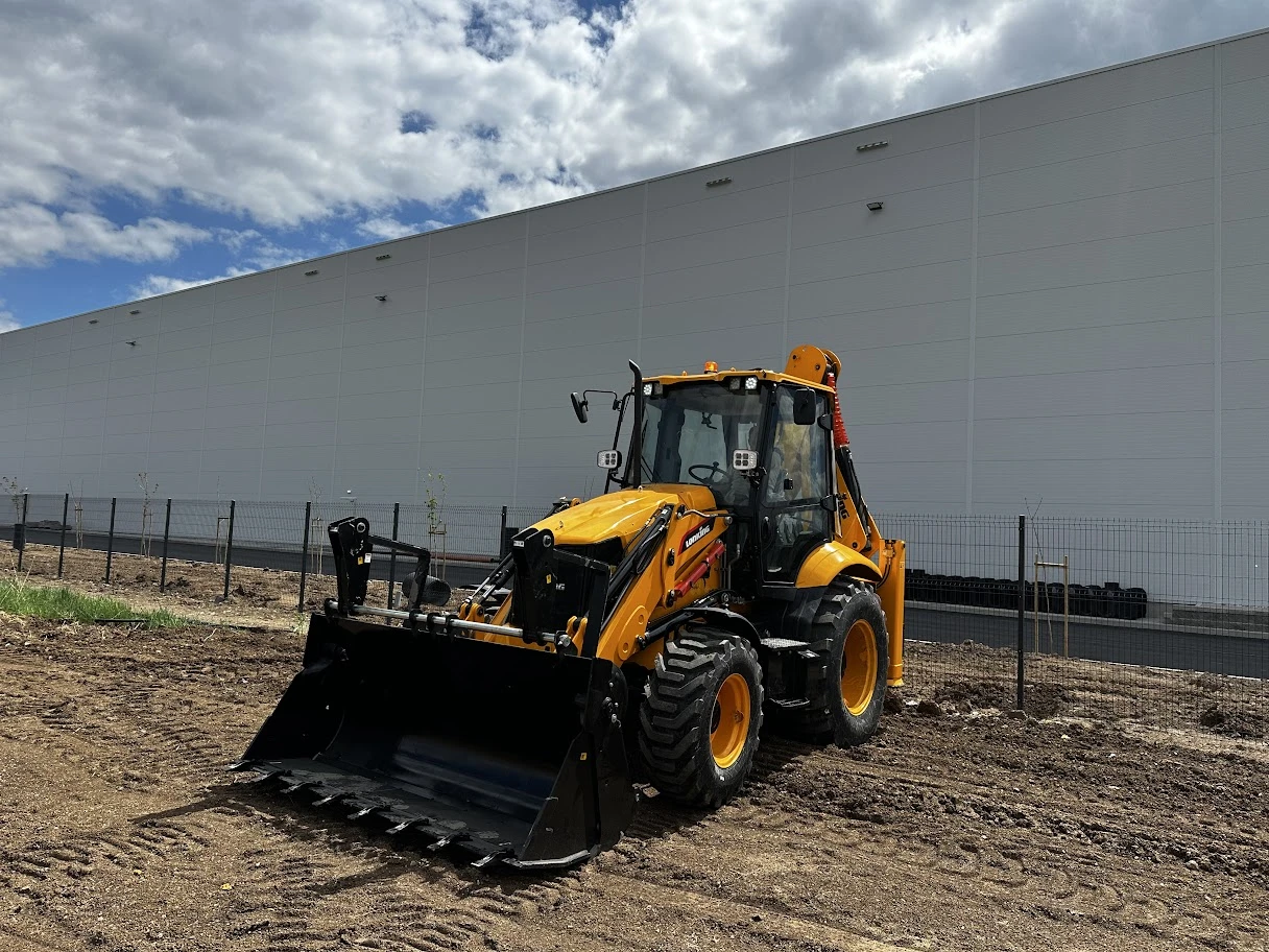 Багер Друга марка Lonking 83C, снимка 6 - Индустриална техника - 54298991