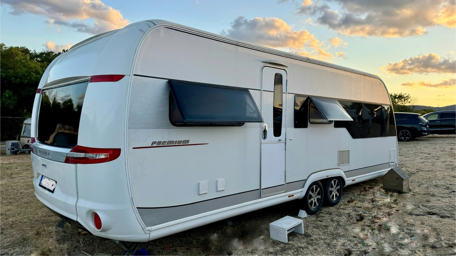 Каравана Hobby 650 UKFe Premium - изображение 2