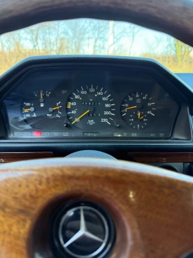 Mercedes-Benz 124 300d, снимка 7