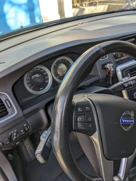 Volvo V60 1.6 DrivE 140кс. - 15500 лв. - 25510561 14
