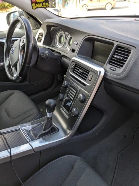 Volvo V60 1.6 DrivE 140кс. - 15500 лв. - 25510561 8