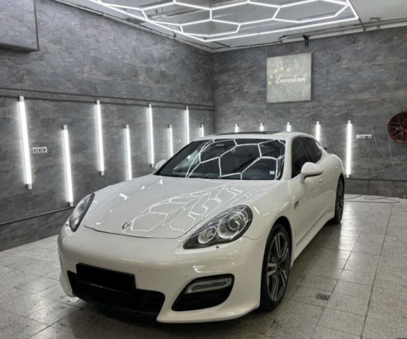 Porsche Panamera Turbo *carbon ceramic*, снимка 1 - Автомобили и джипове - 46264596