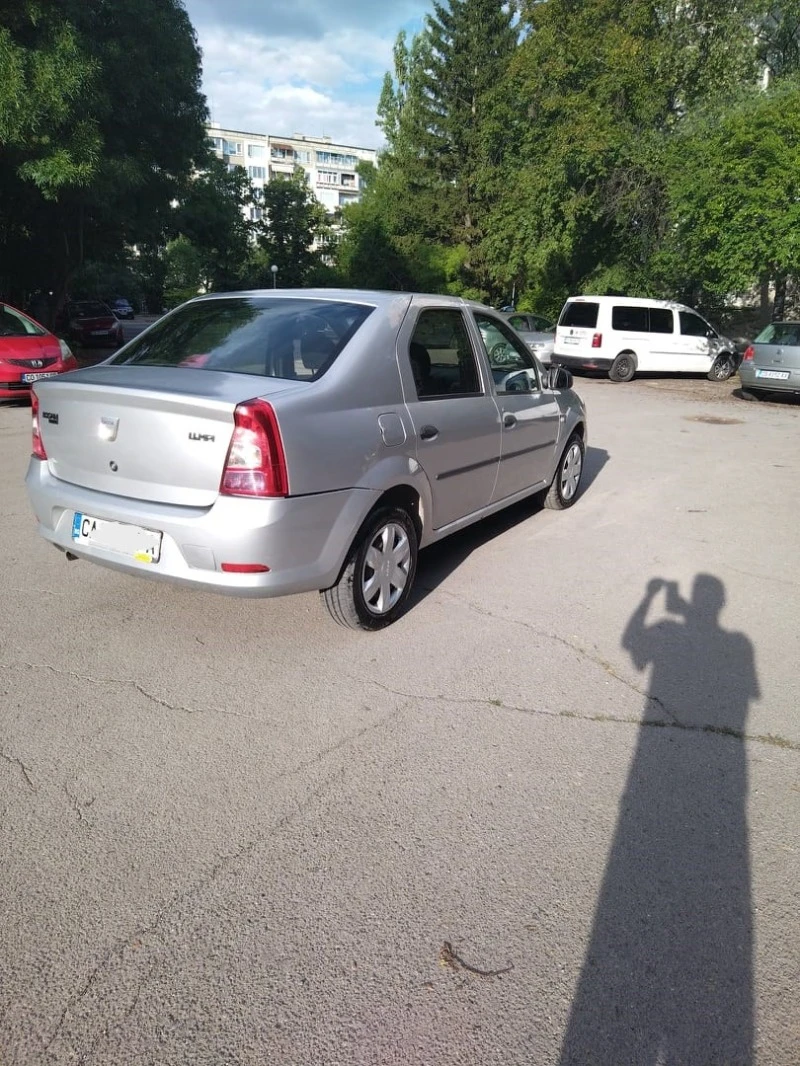 Dacia Logan, снимка 2 - Автомобили и джипове - 47292619