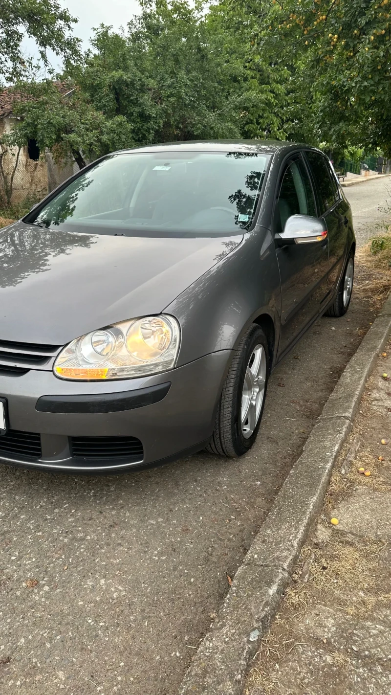 VW Golf 5 LPG, снимка 1 - Автомобили и джипове - 47378544