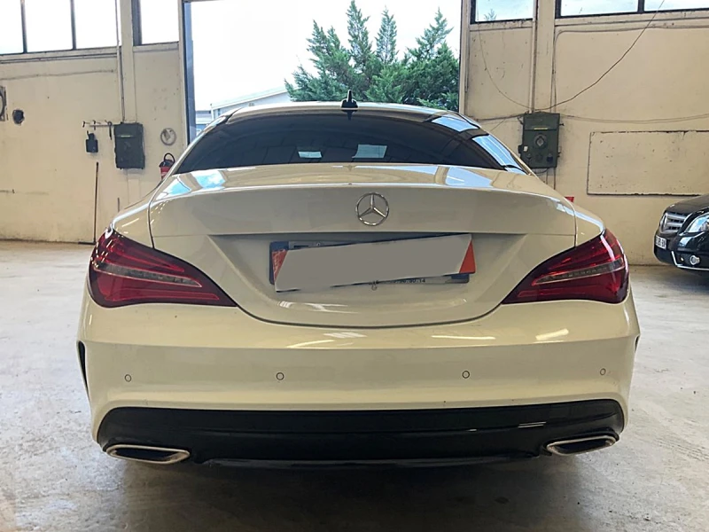 Mercedes-Benz CLA 220 ОЧАКВАН ВНОС!!, снимка 4 - Автомобили и джипове - 47762593