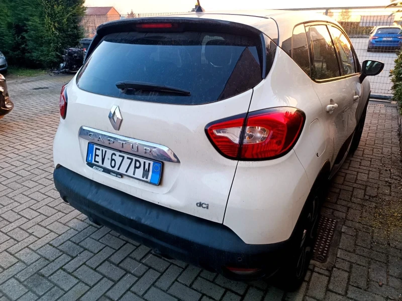 Renault Captur 1.5DCI-Avtomatik, снимка 3 - Автомобили и джипове - 48319845