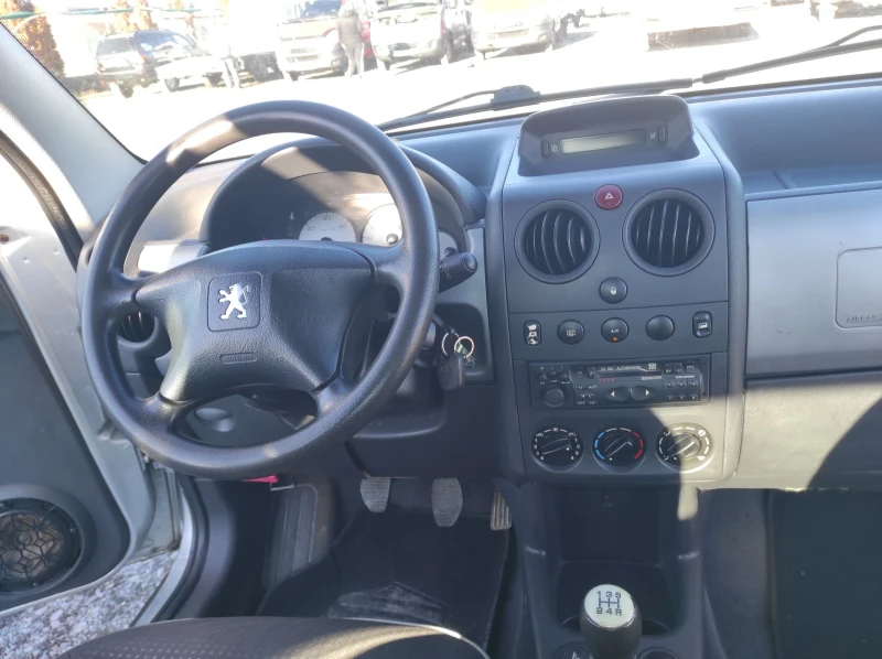 Peugeot Partner 2.0HDI Климатик Пътническа, снимка 6 - Автомобили и джипове - 48574994