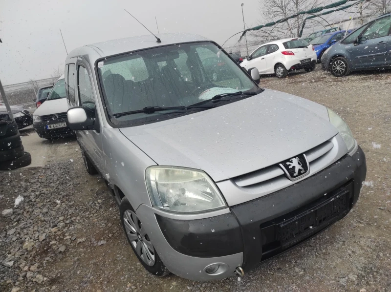 Peugeot Partner 2.0HDI Климатик Пътническа, снимка 4 - Автомобили и джипове - 48574994