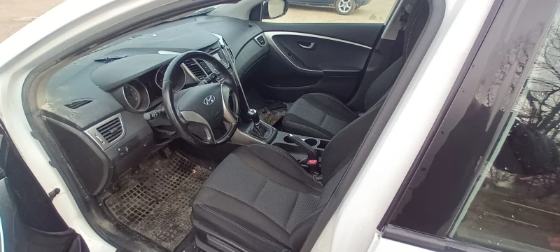 Hyundai I30 1.4, снимка 10 - Автомобили и джипове - 49255191