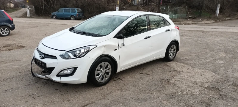 Hyundai I30 1.4, снимка 1 - Автомобили и джипове - 49255191