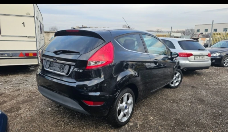 Ford Fiesta 1.4i GPL ITALIA , снимка 7 - Автомобили и джипове - 49356843