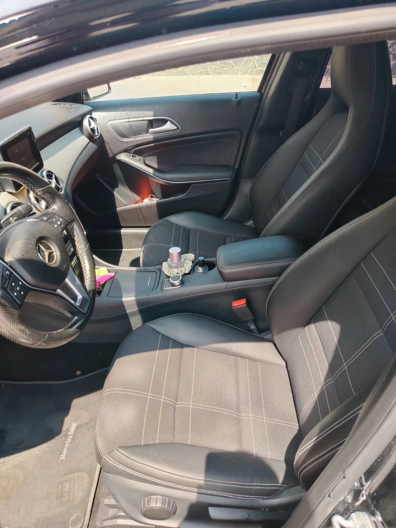 Mercedes-Benz CLA 200 2.0, снимка 8 - Автомобили и джипове - 52112154