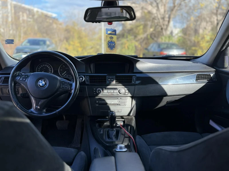 BMW 330, снимка 9 - Автомобили и джипове - 52657310