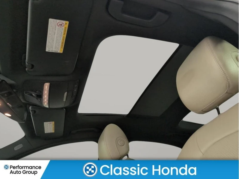 Mercedes-Benz C 300 * | NAVI | NO ACCIDENTS | PANO ROOF | AS IS | * CA, снимка 14 - Автомобили и джипове - 52726587