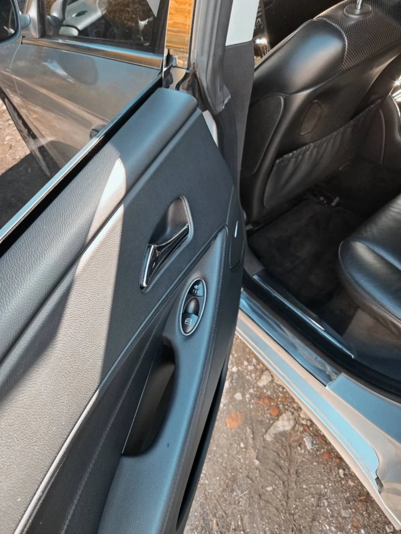 Mercedes-Benz CLS 320 CDI, снимка 11 - Автомобили и джипове - 53082892
