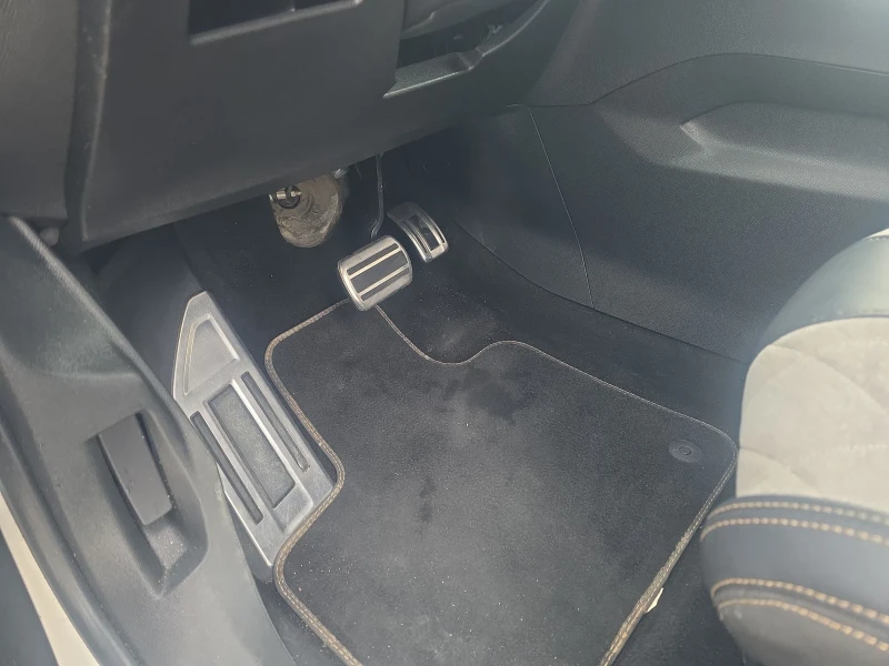 Peugeot 3008 GT-line, navi, Camera, 4x4, снимка 15 - Автомобили и джипове - 53282738