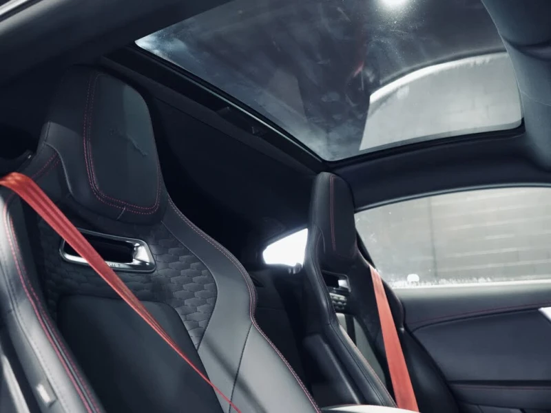 Jaguar F-Type * P450* R-DYNAMIC* Автокредит(Цена до БГ), снимка 12 - Автомобили и джипове - 53344002