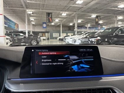 BMW 540 i XDRIVE M PACK* KEYLESS* ШИБИДАХ* ПОДГРЕВ* КАМЕРА - изображение 10