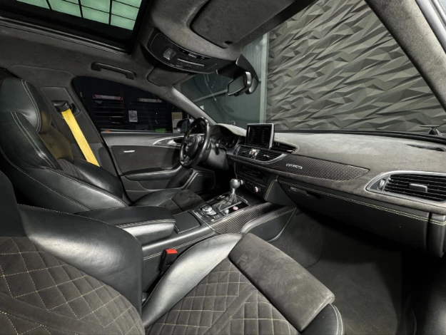 Audi Rs6 Quattro* Performance* Exclusive, снимка 17 - Автомобили и джипове - 55834327