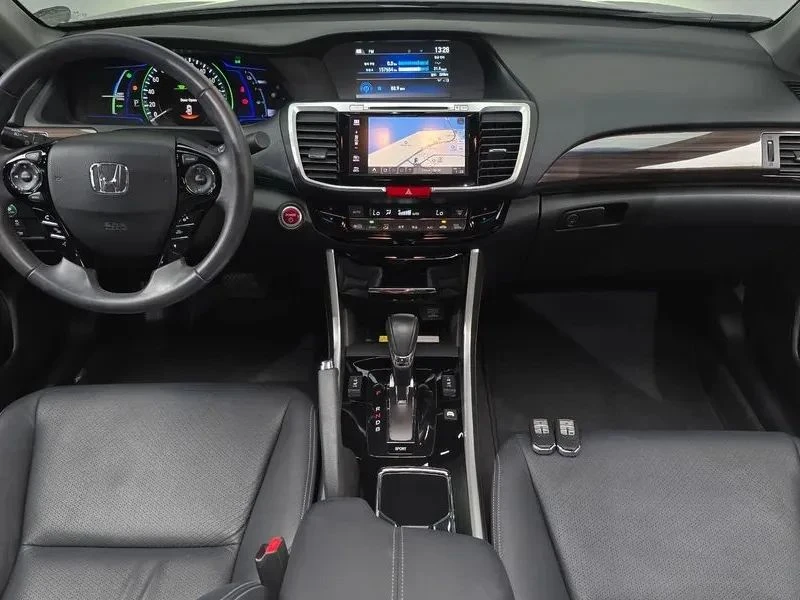 Honda Accord, снимка 7 - Автомобили и джипове - 56690453