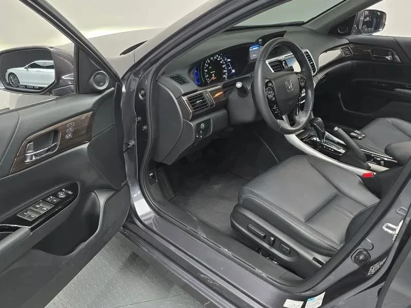 Honda Accord, снимка 10 - Автомобили и джипове - 56690453