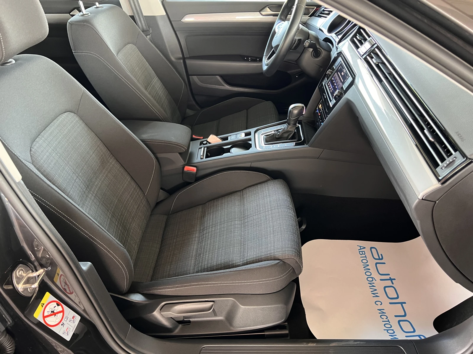 VW Passat BUSINESS/2.0TDI/150k.c./7-DSG/ГАРАНЦИЯ - изображение 9