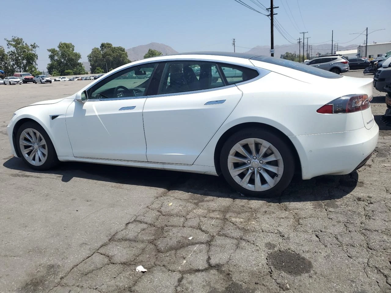 Tesla Model S  - изображение 8