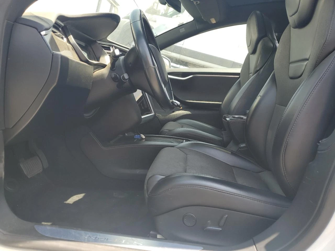 Tesla Model S  - изображение 5