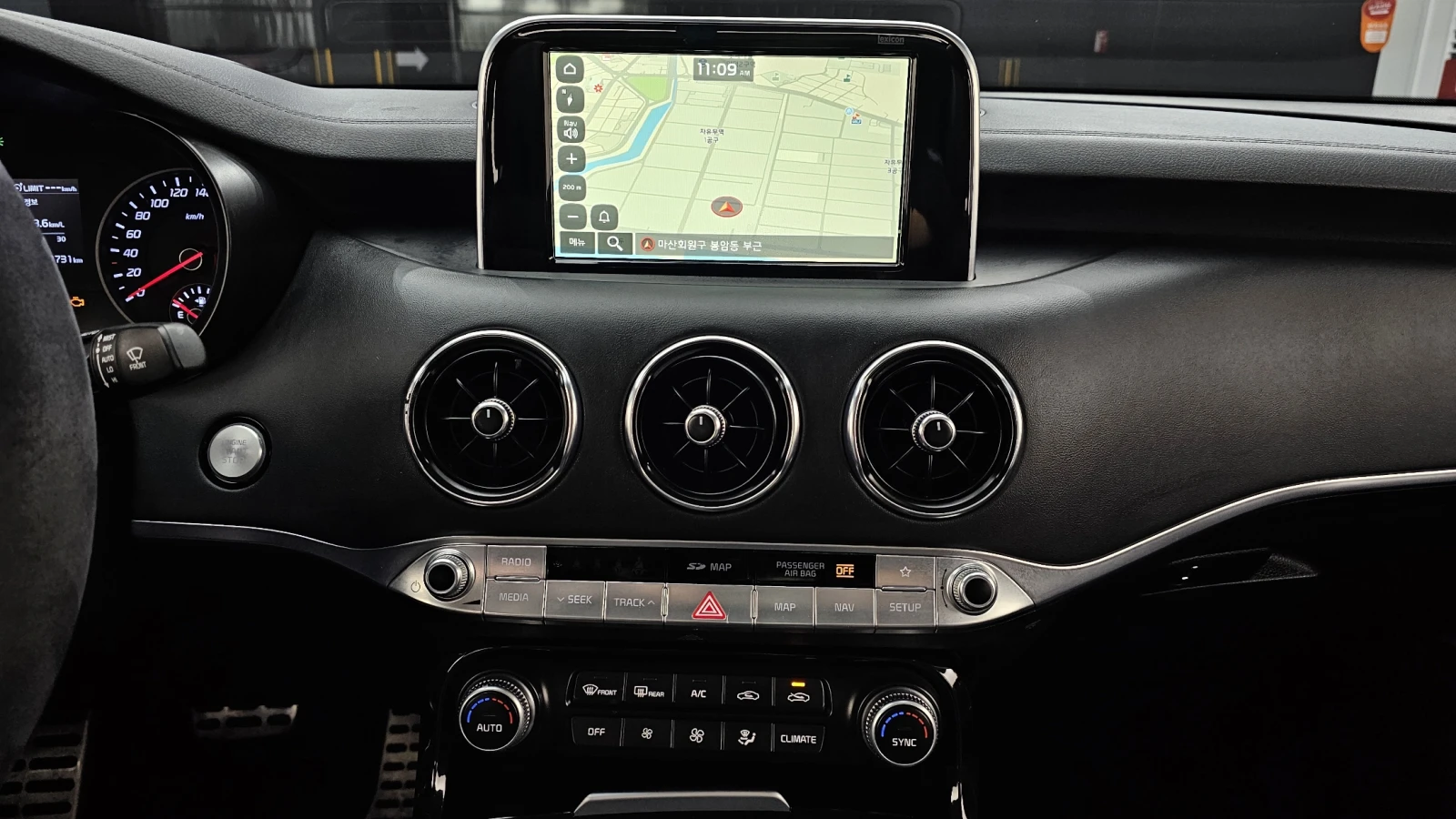 Kia Stinger 2.0T AWD PLATINUM  | Mobile.bg   11