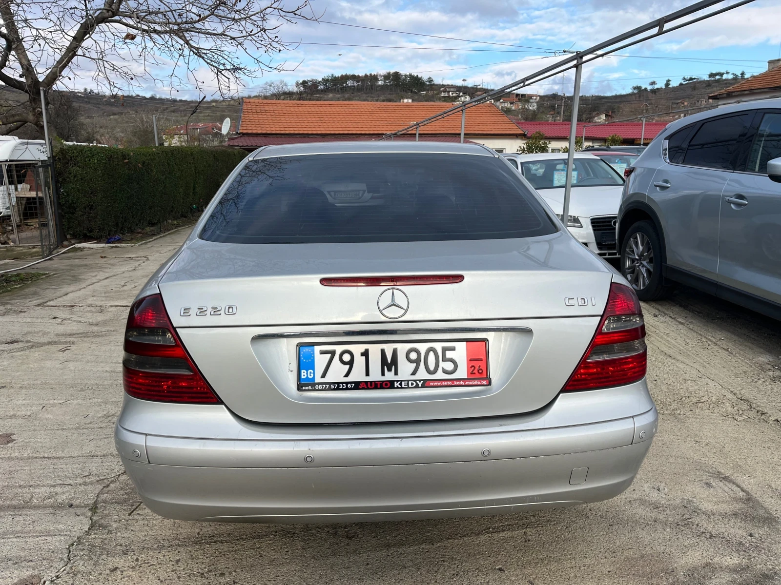 Mercedes-Benz E 220 CDI - изображение 6