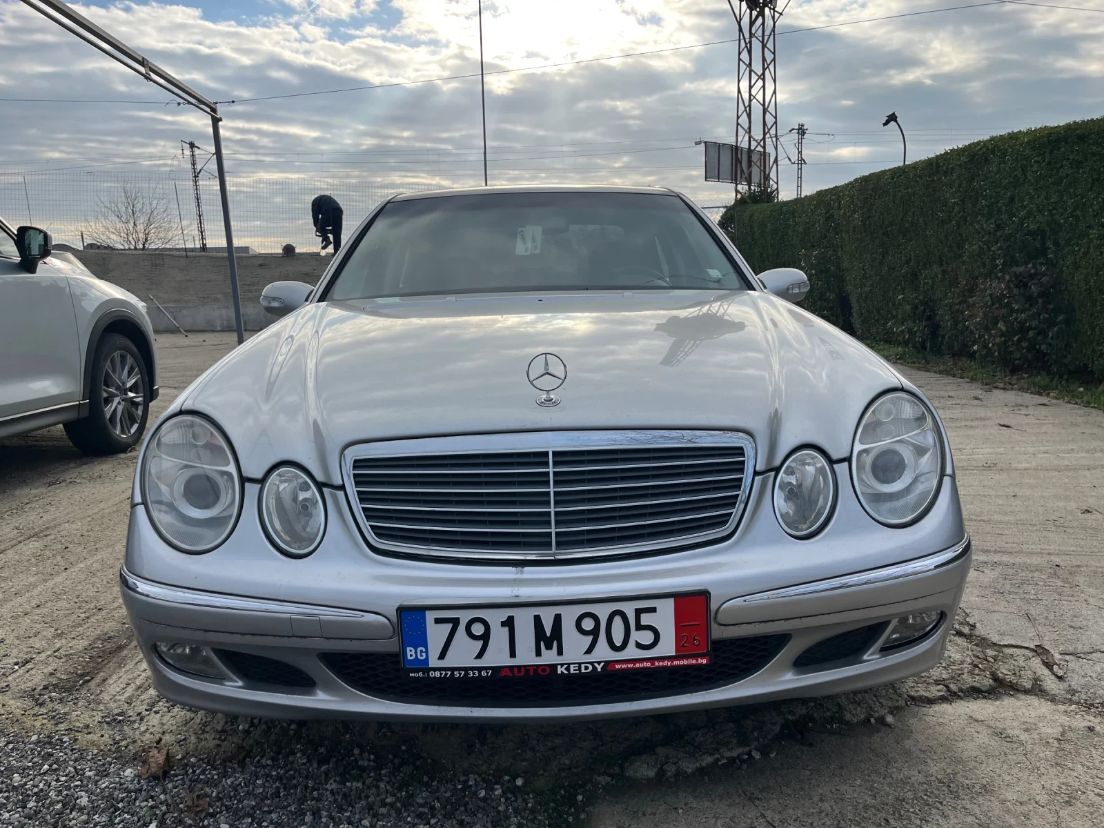 Mercedes-Benz E 220 CDI - изображение 2