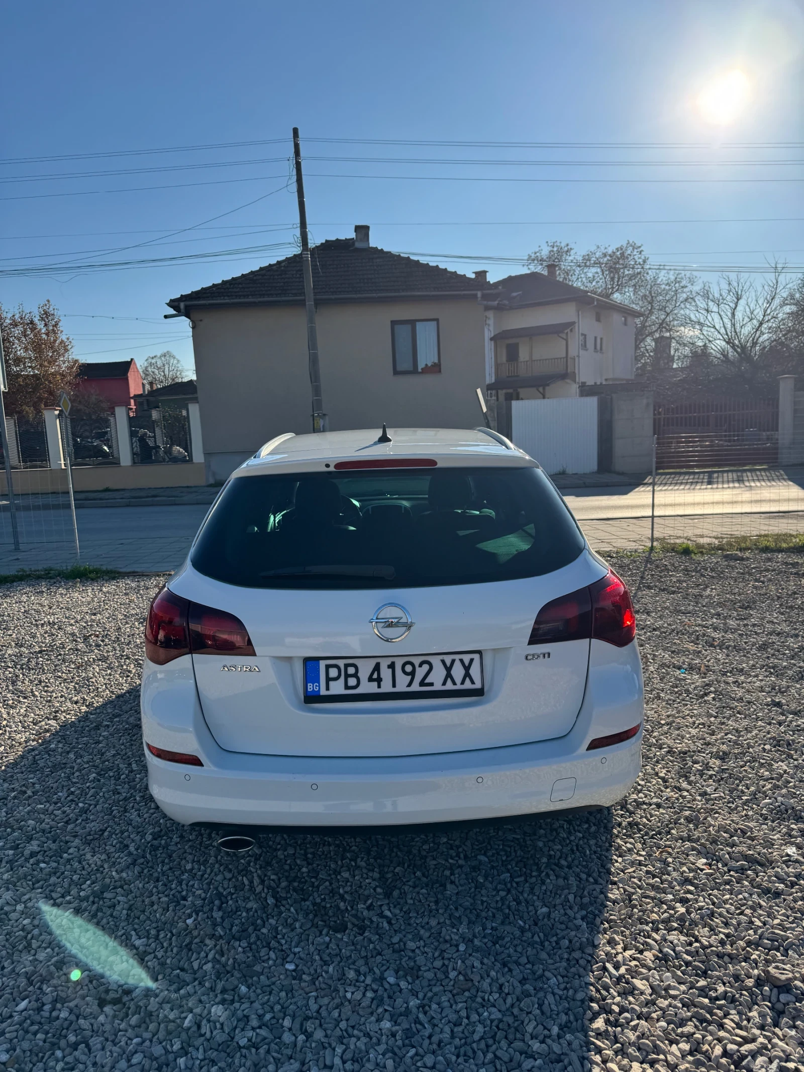 Opel Astra 2.0CDTi / Кожа / Подгрев / Navi - изображение 6